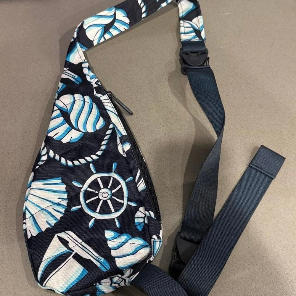 Vera Bradley blue and white beach-themed sling bag